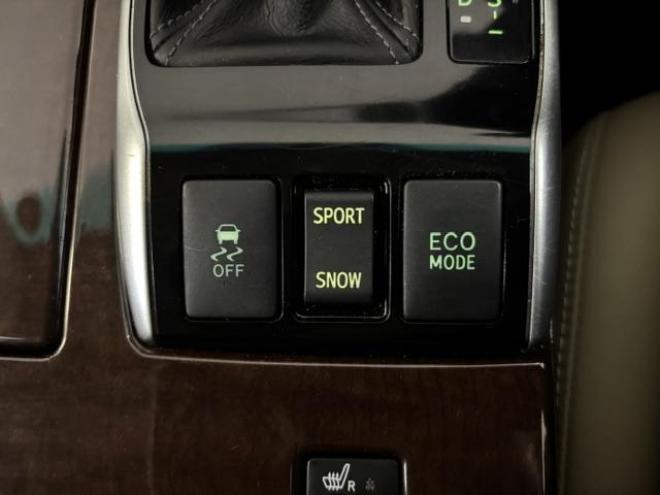 マークXプレミアム　Ｆｏｕｒ　本州仕入　ワンオーナー　最上級グレード　禁煙車　純正ハーフレザーシート　純正１６インチＡＷ　社外１６ＡＷ＋スタッドレスタイヤ　純正ナビ　フルセグ地デジ　Ｂｌｕｅｔｏｏｔｈオーディオ　バックカメラ 4WD 2500 4Dr