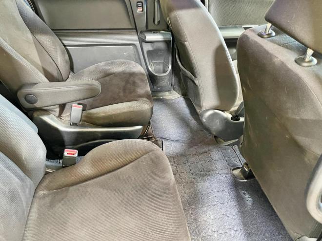フリード1.5Gジャストセレクション 4WD 5年保証 パワスラ ナビTV Bカメ ドラレコ 後席モニタ 夏冬タイヤ 自社認証工場 寒冷地仕様 禁煙