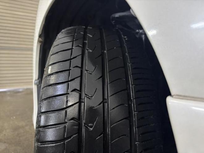 アルファード２４０Ｓ　プライムセレクションⅡ　タイプゴールドⅡ　本州仕入　禁煙車　アルパインリアフリップダウンモニター　両側パワースライドドア　パワーバックドア　純正１８インチＡＷ　社外１６ＡＷ＋スタッドレスタイヤ　純正ナビ　地デジ　Ｂｌｕｅｔｏｏｔｈオーディオ 4WD 2400 5Dr