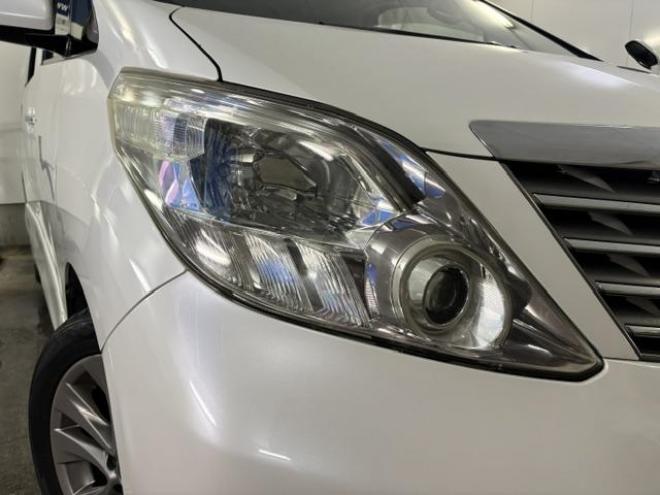 アルファード２４０Ｓ　プライムセレクションⅡ　タイプゴールドⅡ　本州仕入　禁煙車　アルパインリアフリップダウンモニター　両側パワースライドドア　パワーバックドア　純正１８インチＡＷ　社外１６ＡＷ＋スタッドレスタイヤ　純正ナビ　地デジ　Ｂｌｕｅｔｏｏｔｈオーディオ 4WD 2400 5Dr