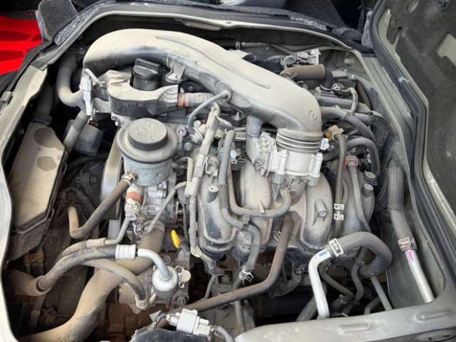 ハイエースバン2.7 スーパーGL ダークプライムII ワイド ミドルルーフ ロングボディ 4WD　ワンオーナー車社外テール　社外ナビ　後席モニターバックカメラ　ハーフレザーシート　ベットキット 2700