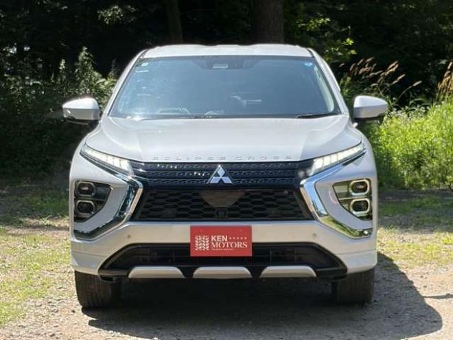エクリプスクロスPHEV 2.4 G 4WD　ハーフレザーシートETCシートヒーター　ハンドルヒータークルーズコントロール　パドルシフト 2400
