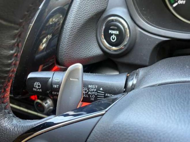 エクリプスクロスPHEV 2.4 G 4WD　ハーフレザーシートETCシートヒーター　ハンドルヒータークルーズコントロール　パドルシフト 2400