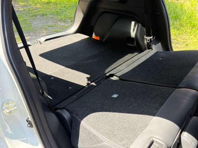 エクリプスクロスPHEV 2.4 G 4WD　ハーフレザーシートETCシートヒーター　ハンドルヒータークルーズコントロール　パドルシフト 2400