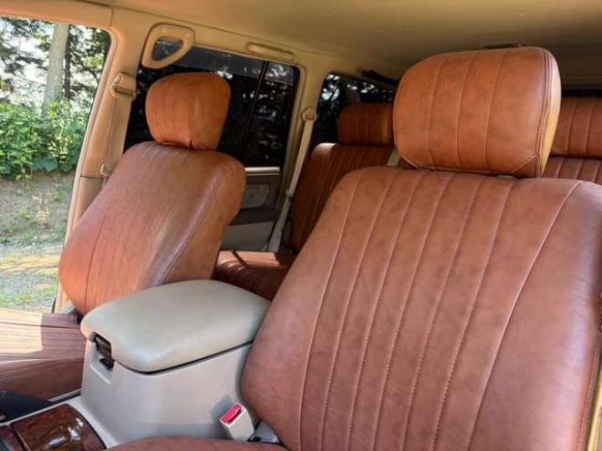 ランドクルーザー100 4.2 VXリミテッド ディーゼルターボ 4WD　オプティトロンメーター・リフトアップ 4200