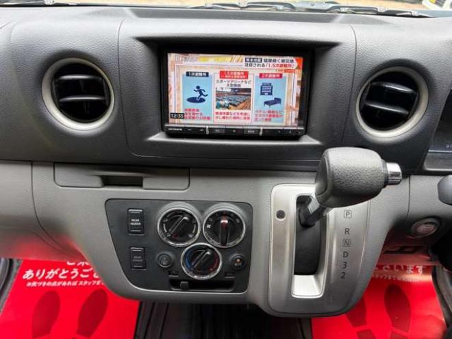 キャラバンNV350 2.5 プレミアムGX ロングボディ ディーゼルターボ 4WD　本州仕入　社外ナビ　バックカメラ　地デジ　エンジンスターター　ベットキット　ETC 2500