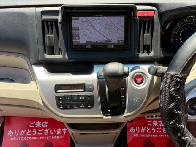 N-WGNG 4WD　社外ナビ　バックカメラ　プッシュスタート　ミラーヒーター　横滑り防止　スマートキー 660
