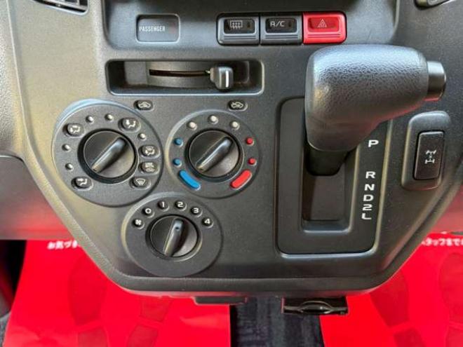 ライトエースバン1.5 DX 4WD　ワンオーナー　パワステ　両側スライドドア　寒冷地仕様　ナビ　ABS　エアコン 1500