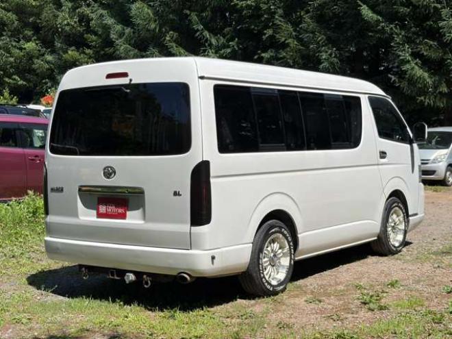 ハイエース2.7 GL ロング ミドルルーフ 4WD　キャンピング仕様(3ナンバー)　冷蔵庫　流し台　F Fヒーター　テーブル　ベット展開　外部電源　インバーター　バッテリーシステム　10人乗り 2700