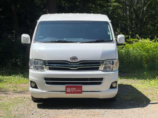 ハイエース2.7 GL ロング ミドルルーフ 4WD　キャンピング仕様(3ナンバー)　冷蔵庫　流し台　F Fヒーター　テーブル　ベット展開　外部電源　インバーター　バッテリーシステム　10人乗り 2700