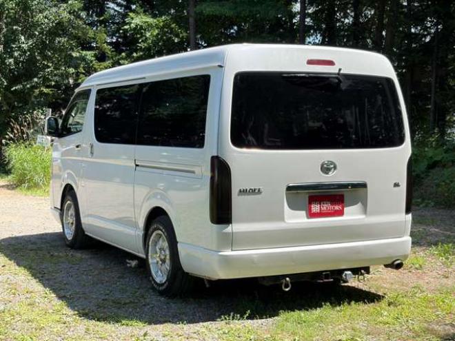 ハイエース2.7 GL ロング ミドルルーフ 4WD　キャンピング仕様(3ナンバー)　冷蔵庫　流し台　F Fヒーター　テーブル　ベット展開　外部電源　インバーター　バッテリーシステム　10人乗り 2700