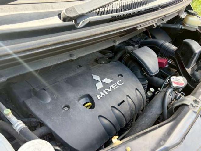 デリカD：5 2.4 G 4WD　 2400