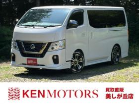 キャラバン　NV350 2.5 プレミアムGX アーバンクロム ロングボディ ディーゼルターボ 4WD　ワンオーナー車オーテックエアロ　ローダウン社外ナビBカメラ地デジ　ブラインドモニター　エンジンスターター　社外17インチ 2500