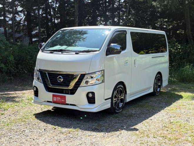 キャラバンNV350 2.5 プレミアムGX アーバンクロム ロングボディ ディーゼルターボ 4WD　ワンオーナー車オーテックエアロ　ローダウン社外ナビBカメラ地デジ　ブラインドモニター　エンジンスターター　社外17インチ 2500