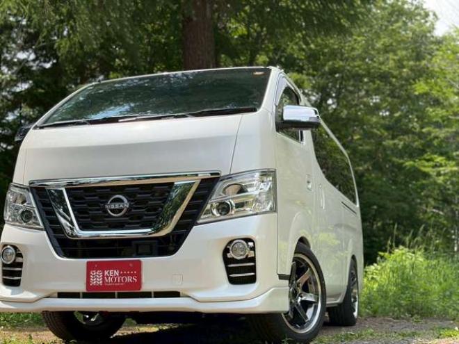 キャラバンNV350 2.5 プレミアムGX ロングボディ ディーゼルターボ 4WD　ドライブレコーダー　後席モニター　フルセグ　ナビ　バックカメラ　キーレスエントリー　ETC　両側スライドドア　ABS　盗難防止装置　横滑り防止装置　エアコン　パワステ　パワーウィンドウ 2500