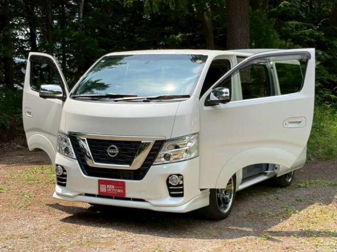 キャラバンNV350 2.5 プレミアムGX ロングボディ ディーゼルターボ 4WD　ドライブレコーダー　後席モニター　フルセグ　ナビ　バックカメラ　キーレスエントリー　ETC　両側スライドドア　ABS　盗難防止装置　横滑り防止装置　エアコン　パワステ　パワーウィンドウ 2500