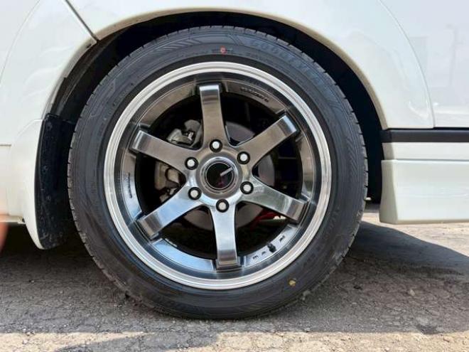 キャラバンNV350 2.5 プレミアムGX ロングボディ ディーゼルターボ 4WD　ドライブレコーダー　後席モニター　フルセグ　ナビ　バックカメラ　キーレスエントリー　ETC　両側スライドドア　ABS　盗難防止装置　横滑り防止装置　エアコン　パワステ　パワーウィンドウ 2500