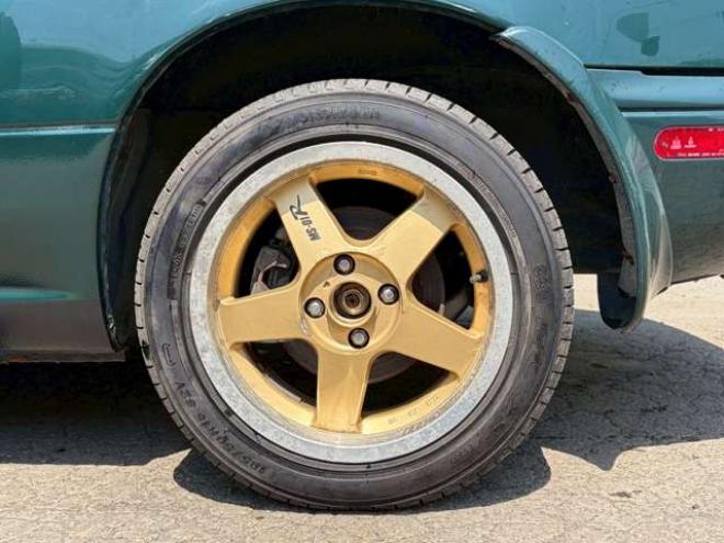 ロードスター1.8 Vスペシャル　パワステ　パワーウィンドウ　エアコン　アルミホイール　ETC　ABS　横滑り防止装置 2WD 1800