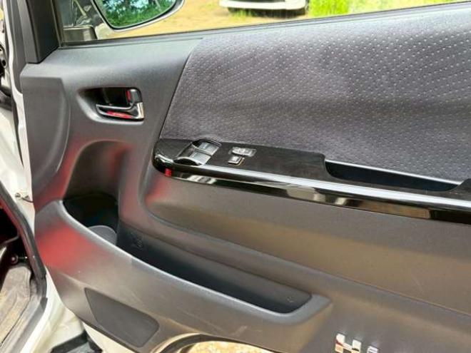 ハイエースバン2.7 スーパーGL プライムセレクション ワイド ロング ミドルルーフ 4WD　ベッドキット　ナビ　TV　バックカメラ　エアコン　ETC　パワステ　パワーウィンドウ　キーレスエントリー　両側スライドドア　盗難防止装置　障害物センサー 2700