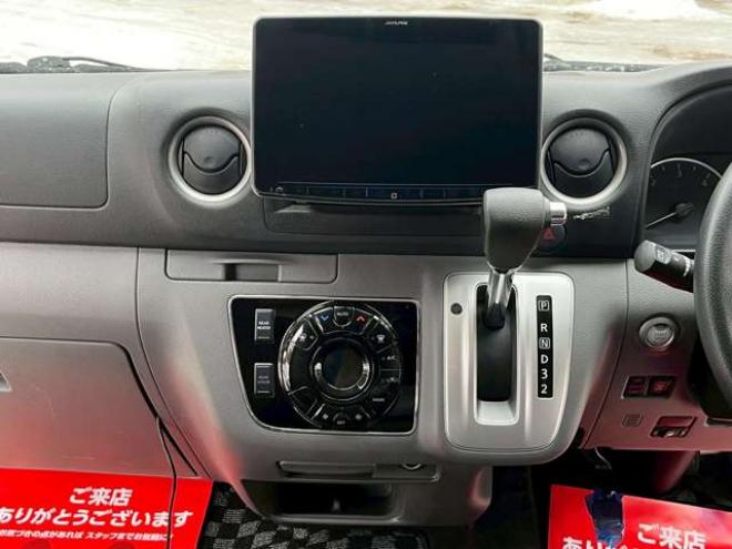 キャラバンNV350 2.5 プレミアムGX ロングボディ ディーゼルターボ 4WD　社外11インチナビ　バックカメラ　エンジンスターター　ETC　ワンオーナー　左側電動スライドドア　社外アルミ　パワーウィンドウ　パワステ　後席モニター　ABS　キーレスエントリー　衝突被害軽減ブレーキ 2500