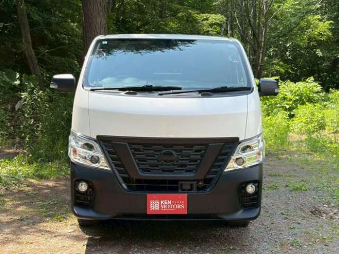 キャラバンNV350 2.5 プレミアムGX ロングボディ ディーゼルターボ 4WD　社外11インチナビ　バックカメラ　エンジンスターター　ETC　ワンオーナー　左側電動スライドドア　社外アルミ　パワーウィンドウ　パワステ　後席モニター　ABS　キーレスエントリー　衝突被害軽減ブレーキ 2500
