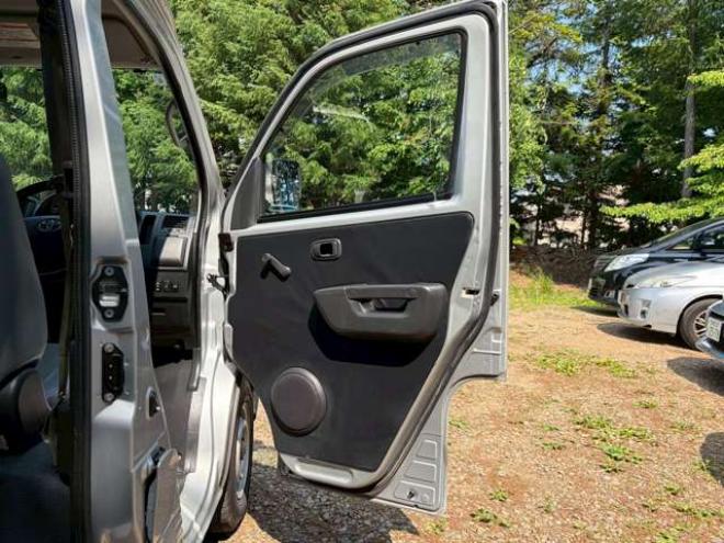 ライトエースバン1.5 DX 4WD　社外TVナビ　パワステ　ETC　キーレスエントリー　ABS　ドライブレコーダー　盗難防止装置　エアコン　両側スライドドア　寒冷地仕様 1500