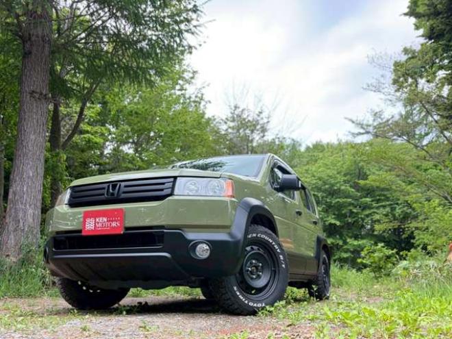 クロスロード2.0 20X HIDエディション 4WD　パワステ　パワーウィンドウ　アルミホイール　エアコン　ABS　バックカメラ　キーレスエントリー　3列シート　盗難防止装置　横滑り防止装置　ディスチャージドランプ　全塗装済 2000
