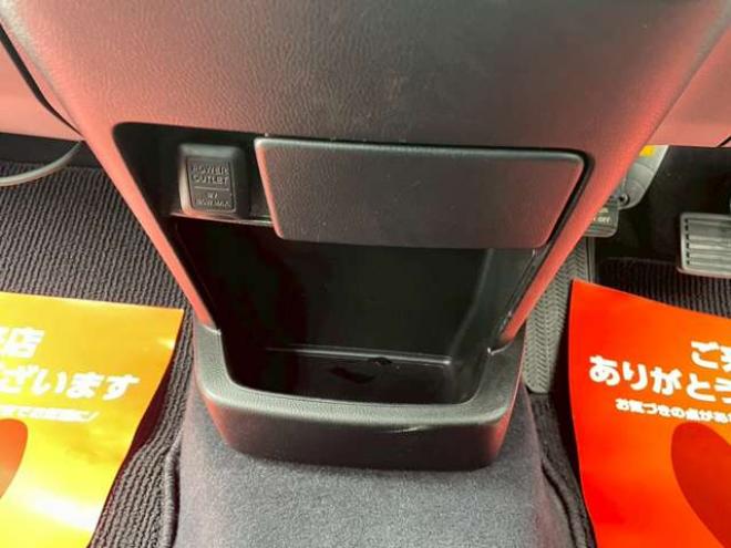 クロスロード2.0 20X HIDエディション 4WD　パワステ　パワーウィンドウ　アルミホイール　エアコン　ABS　バックカメラ　キーレスエントリー　3列シート　盗難防止装置　横滑り防止装置　ディスチャージドランプ　全塗装済 2000