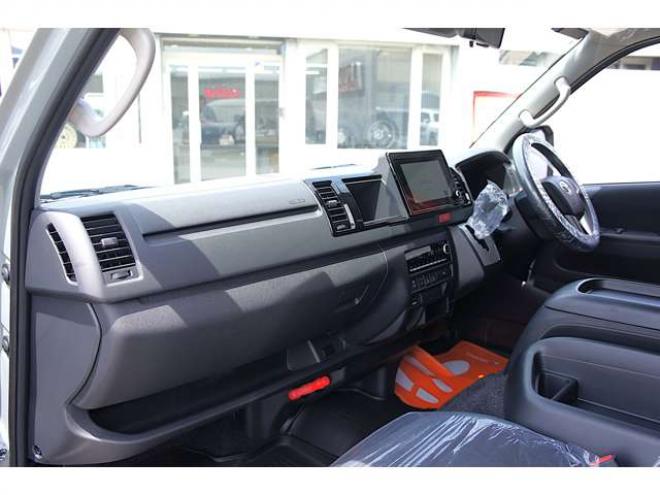ハイエースバン2.7 スーパーGL ワイド ロング ミドルルーフ 4WD　9型/丸目フェイス/アースカラー/4WD/2.7ガソリン/ナビ付 2700