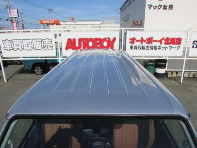 ハイエースバン3.0 スーパーGL ロング ディーゼルターボ 4WD　415SAFARI丸目ヘッドライトシステム/415SAFARI　フロントリップ/415COBRAベッドキット/BADRUKER16インチAW/オープンカントリーR/T/両側スライドドア/4WD 3000