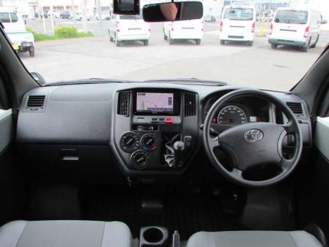 タウンエースバン1.5 GL 4WD　5速MT/ドライブレコーダー/社外ナビ/フルセグTV/ブルートゥースオーディオ/ベッドキット/キーレス/両側スライドドア/リヤフォグ 1500