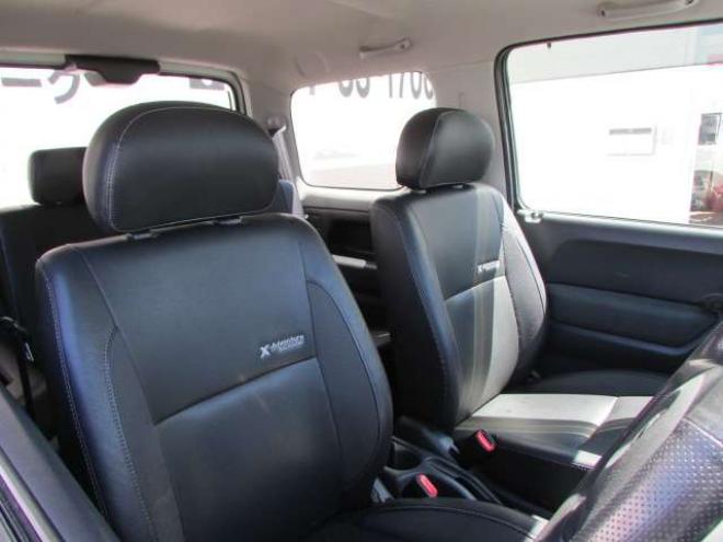 ジムニークロスアドベンチャー XC 4WD　リフトアップ/トーヨーオープンカントリー/社外テールランプ/社外ナビ/フルセグTV/バックカメラ/シートヒーター/ETC/LEDヘッドライト・フォグ/ミラーヒーター/パートタイム4WD/ドラレコ 660