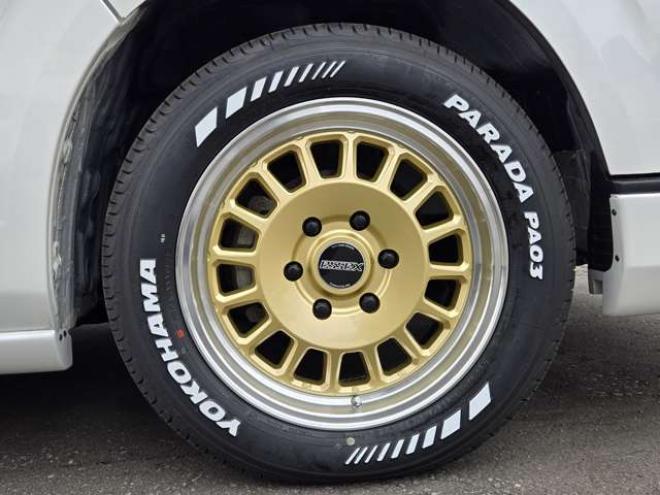 ハイエースバン2.8 スーパーGL ダークプライムII ロングボディ ディーゼルターボ 4WD　ESSEX FスポイラーVer3&サイドライナー&リアライナー　ESSEX　フロアマッド　ENCD17インチAW　ヨコハマPARADA17インチ　ハーフレザーシート　プッシュスタート　スマートキー　リアヒーター 2800