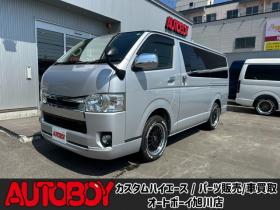ハイエースバン　2.8 スーパーGL ロング ディーゼルターボ 4WD　リアクーラー&ヒーター　プッシュスタート　スマートキー　　ベッドキッド LEDヘッドライト横滑り防止　衝突被害軽減　車線逸脱　トヨタ純正ナビ　フルセグTV　Bluetooth　Bカメラトヨタ純正リアモニター　ETC 2800