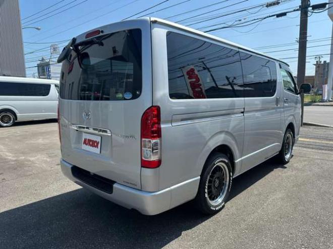 ハイエースバン2.8 スーパーGL ロング ディーゼルターボ 4WD　リアクーラー&ヒーター　プッシュスタート　スマートキー　　ベッドキッド LEDヘッドライト横滑り防止　衝突被害軽減　車線逸脱　トヨタ純正ナビ　フルセグTV　Bluetooth　Bカメラトヨタ純正リアモニター　ETC 2800