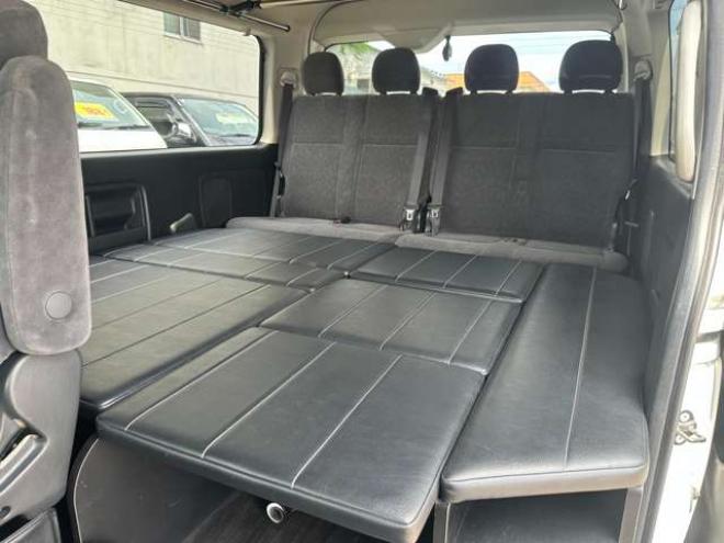ハイエース2.7 GL ロング ミドルルーフ 4WD　プッシュスタート ETC パワースライドドア 前後ドラレコ 9インチナビ バックカメラ　フルセグTV DVD Bluetooth　フリップダウンモニター ベッドキット ワーク17AW　サブウーファー リアヒーター&クーラー 2700