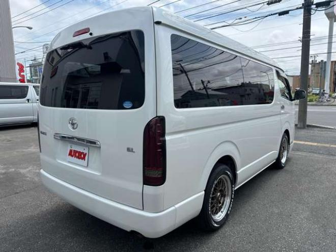 ハイエース2.7 GL ロング ミドルルーフ 4WD　プッシュスタート ETC パワースライドドア 前後ドラレコ 9インチナビ バックカメラ　フルセグTV DVD Bluetooth　フリップダウンモニター ベッドキット ワーク17AW　サブウーファー リアヒーター&クーラー 2700