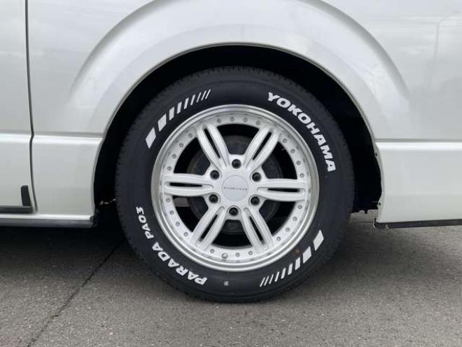 レジアスエース2.8 スーパーGL ダークプライムII ロングボディ ディーゼルターボ 4WD　415COBRA　クリーンルック3フロントスポイラー　バッドラッカーIII17インチAW　ヨコハマPARADA215/60R17　両側パワースライドドア　ETC バックカメラ　フリップダウンモニター　寒冷地仕様　リアヒーター&クーラー 2800