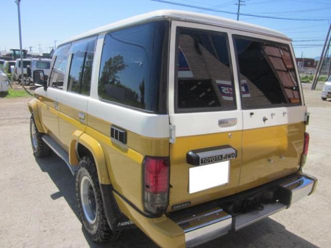 ランドクルーザープラド 2.4 ディーゼルターボ 4WD 2400 5Dr