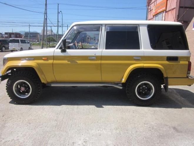 ランドクルーザープラド 2.4 ディーゼルターボ 4WD 2400 5Dr
