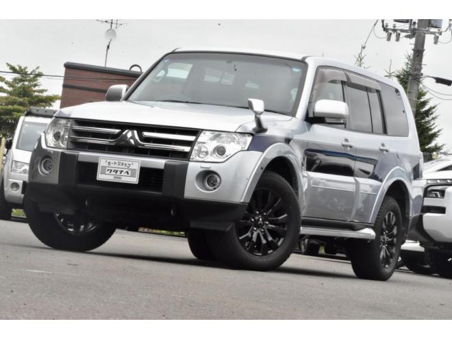 パジェロロングエクシード　４ＷＤ　ロックフォードサウンド　三菱１８インチアルミ