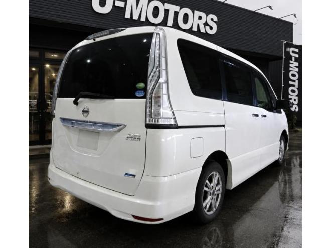 セレナハイウェイスター 本州車寒冷地仕様 ナビTV バックカメラ 8人乗 両側パワースライドドア エンジンスターター リアヒータークーラー 車検新規2年 24ヶ月点検整備済  4WD 2000 5Dr