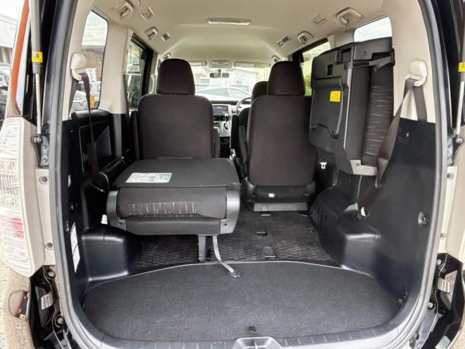 ヴォクシー2.0ZS煌Ⅱ 4WD　ローンが不安な方＜優遇ローン＞本州仕入 1年保証　両側パワースライドドア
