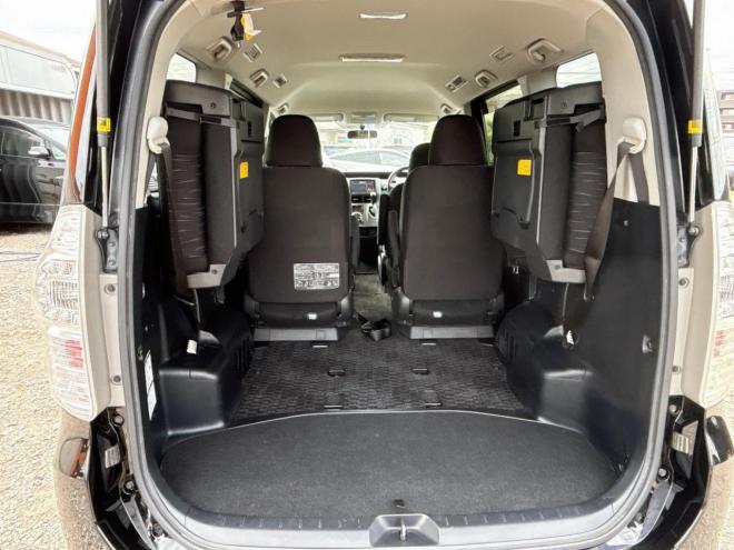 ヴォクシー2.0ZS煌Ⅱ 4WD　ローンが不安な方＜優遇ローン＞本州仕入 1年保証　両側パワースライドドア