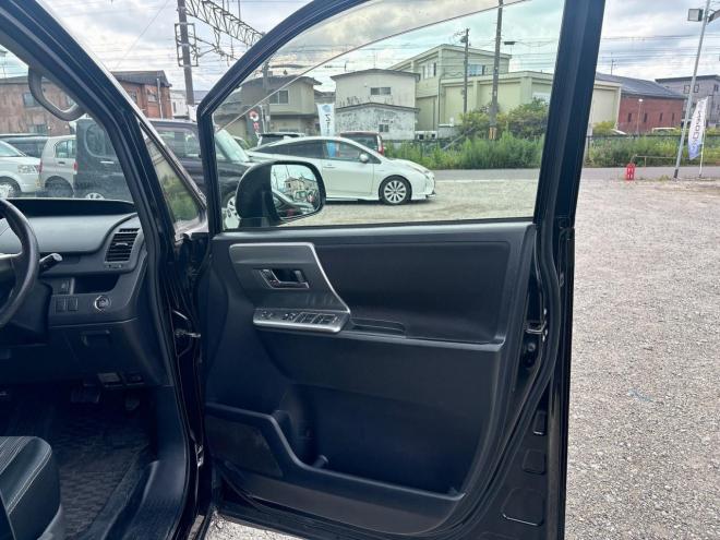 ヴォクシー2.0ZS煌Ⅱ 4WD　ローンが不安な方＜優遇ローン＞本州仕入 1年保証　両側パワースライドドア