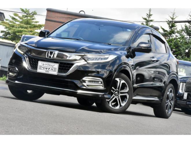 ヴェゼルハイブリッドZ ホンダセンシング　４ＷＤ　ワンオーナー　夏／冬タイヤ付　フリップダウンモニター