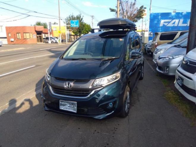 フリードハイブリッドＧホンダセンシング 4WD 4WD 1500 5Dr