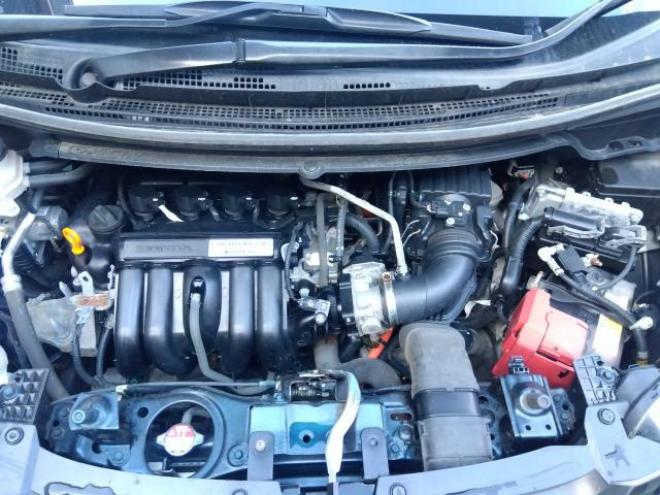 フリードハイブリッドＧホンダセンシング 4WD 4WD 1500 5Dr