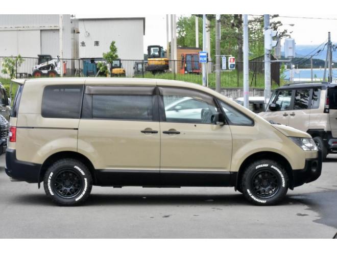 デリカD:5 　４ＷＤ　Gパワー　本州仕入　サンドベージュ　社外アルミ／タイヤ　社外ナビ／フリップダウンモニター　ＥＴＣ