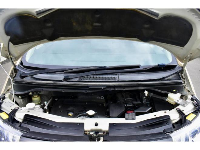 デリカD:5 　４ＷＤ　Gパワー　本州仕入　サンドベージュ　社外アルミ／タイヤ　社外ナビ／フリップダウンモニター　ＥＴＣ